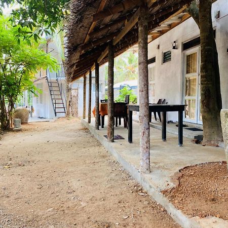 Hiriketiya Orchid Villa Dickwella Exterior photo